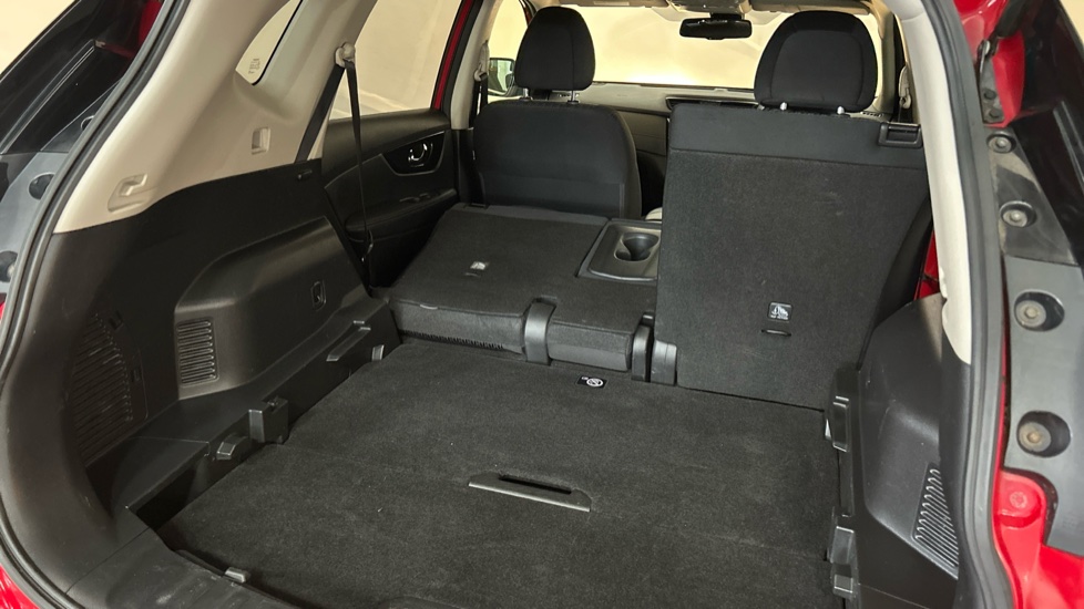 Nissan X-Trail 1.6 dCi Acenta 5dr 4WD Diesel Station Wagon - Image 38