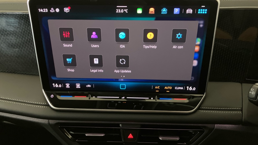 Volkswagen Tiguan 1.5 eTSI Match 5dr DSG Petrol Estate - Image 38