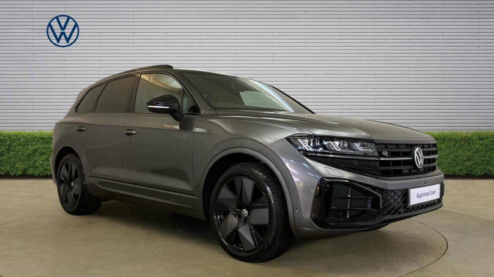 Volkswagen Touareg 3.0 V6 TDI 4Motion 286 Black Edition 5dr Tip Auto Diesel Estate - Image 1