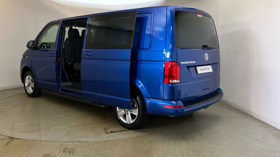 Volkswagen Transporter T32 Lwb Diesel 2.0 TDI 150 Highline Kombi Van - Image 40