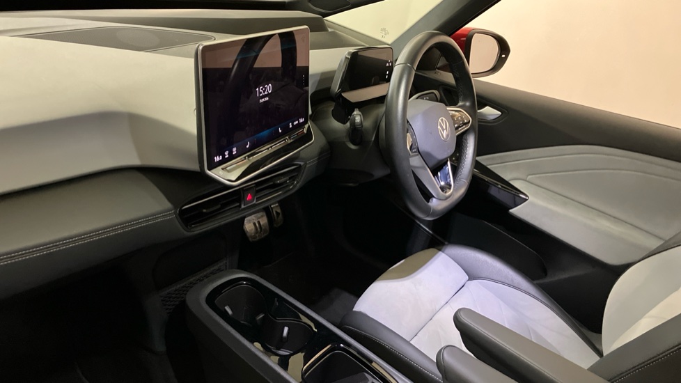 Volkswagen ID.3 150kW Match Pro 59kWh 5dr Auto Electric Hatchback - Image 2