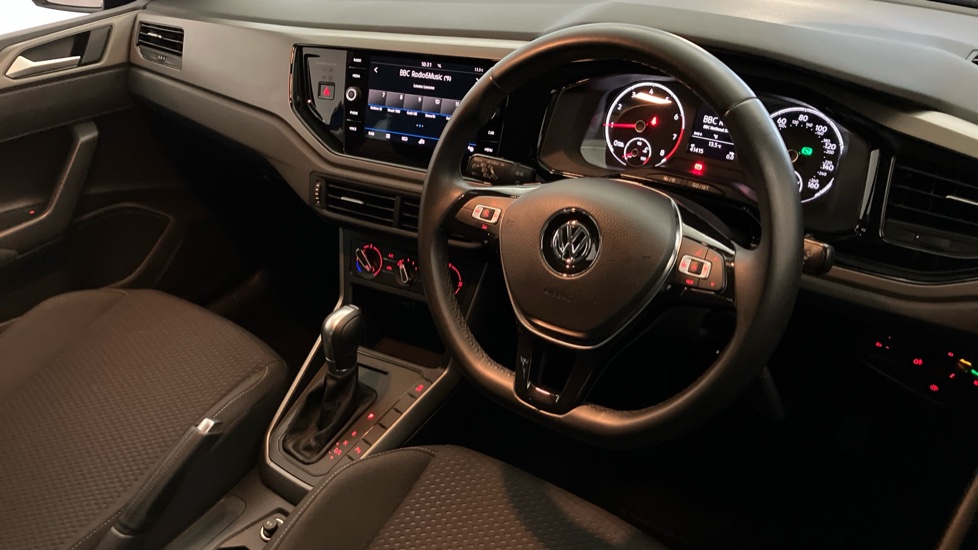 Volkswagen Polo 1.0 TSI 95 SE 5dr DSG Petrol Hatchback - Image 6