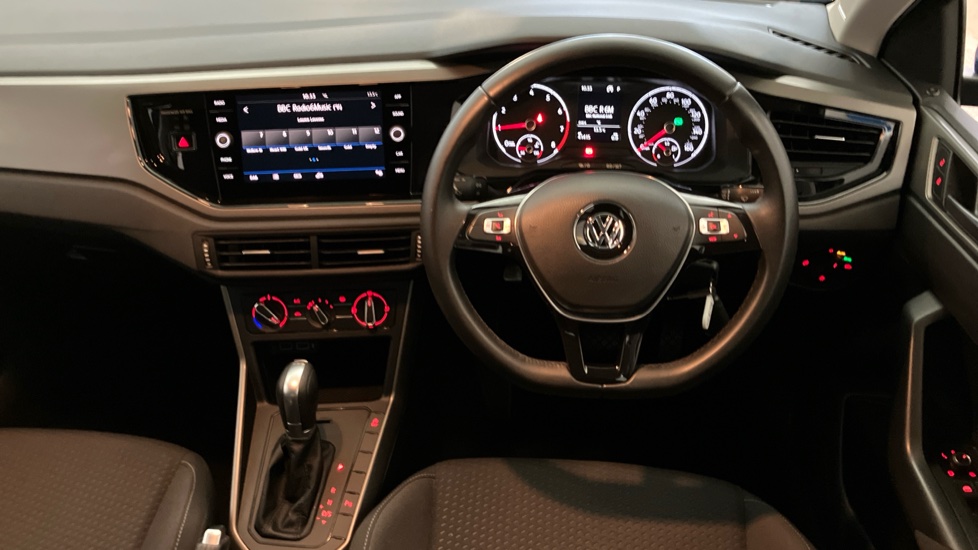 Volkswagen Polo 1.0 TSI 95 SE 5dr DSG Petrol Hatchback - Image 9