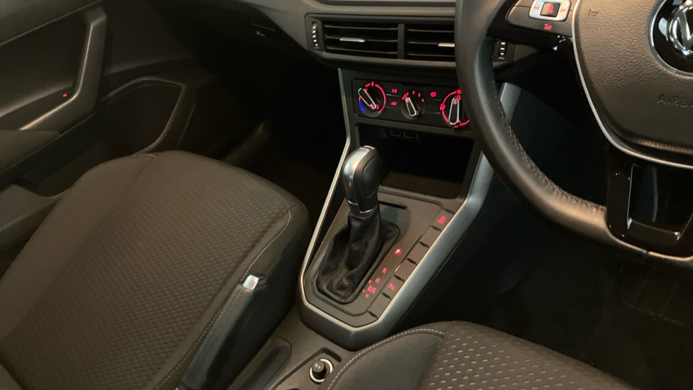 Volkswagen Polo 1.0 TSI 95 SE 5dr DSG Petrol Hatchback - Image 14
