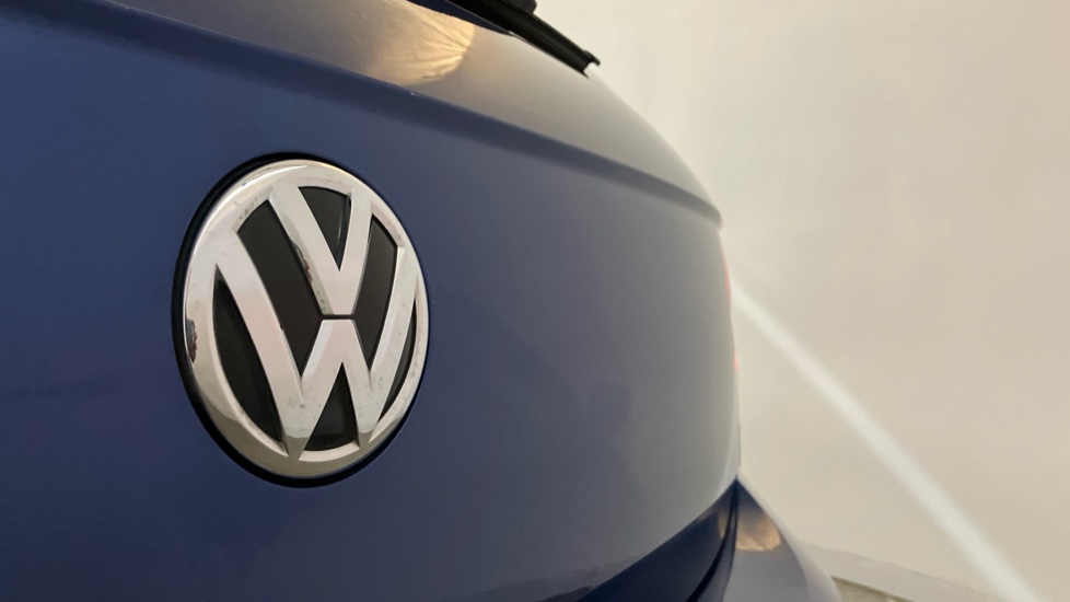 Volkswagen Polo 1.0 TSI 95 SE 5dr DSG Petrol Hatchback - Image 23
