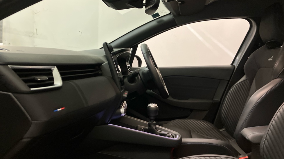 Renault Clio 1.0 TCe 90 Esprit Alpine 5dr Petrol Hatchback - Image 23