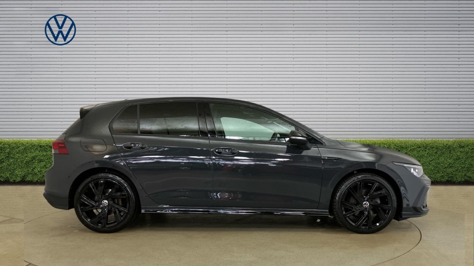 Volkswagen Golf 1.5 eTSI 150 Black Edition 5dr DSG Petrol Hatchback - Image 4