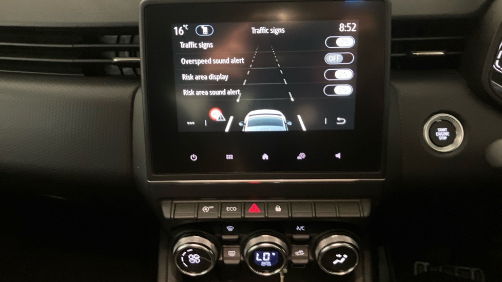 Renault Clio 1.0 TCe 90 Evolution 5dr Petrol Hatchback - Image 35