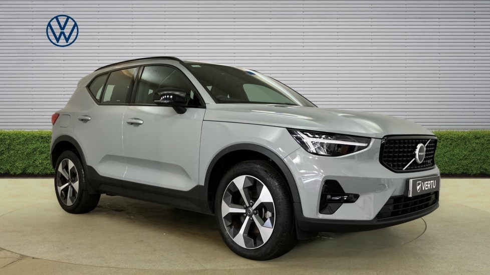 Volvo XC40 2.0 B4P Plus Dark 5dr Auto Petrol Estate - Image 1