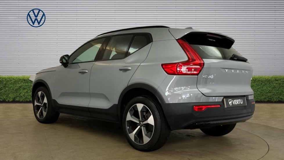 Volvo XC40 2.0 B4P Plus Dark 5dr Auto Petrol Estate - Image 3