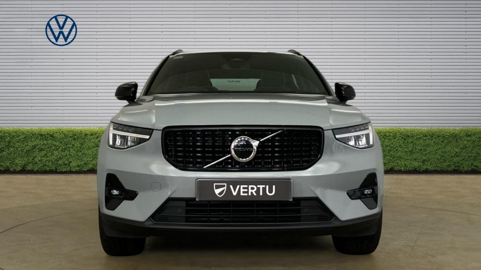 Volvo XC40 2.0 B4P Plus Dark 5dr Auto Petrol Estate - Image 7