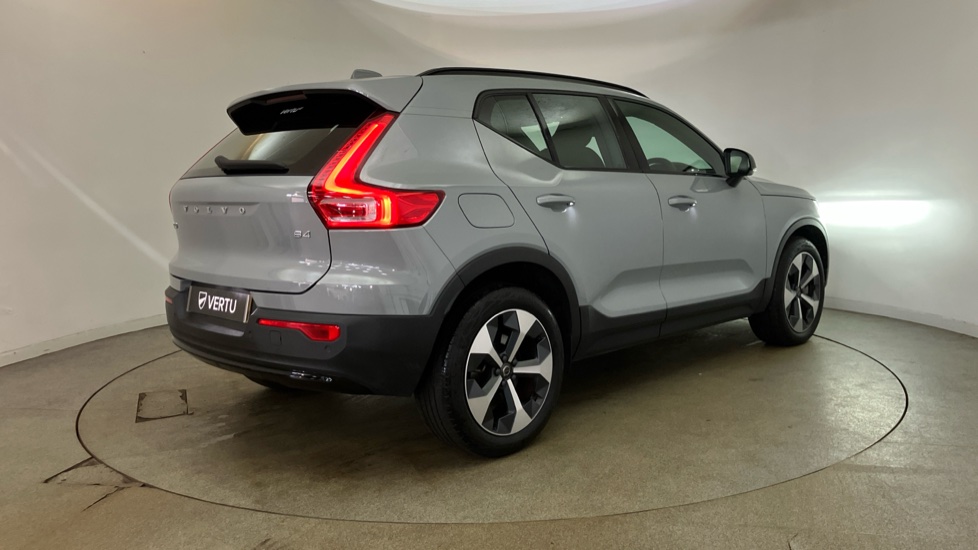 Volvo XC40 2.0 B4P Plus Dark 5dr Auto Petrol Estate - Image 36