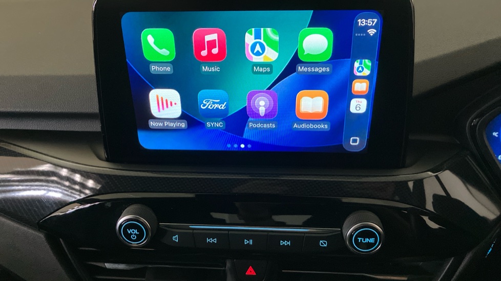 Ford Kuga 1.5 EcoBlue ST-Line Edition 5dr Diesel Estate - Image 37