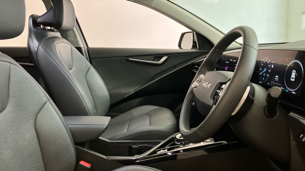 Kia Niro 1.6 GDi 127 Hybrid 4 5dr DCT Hybrid Estate - Image 15