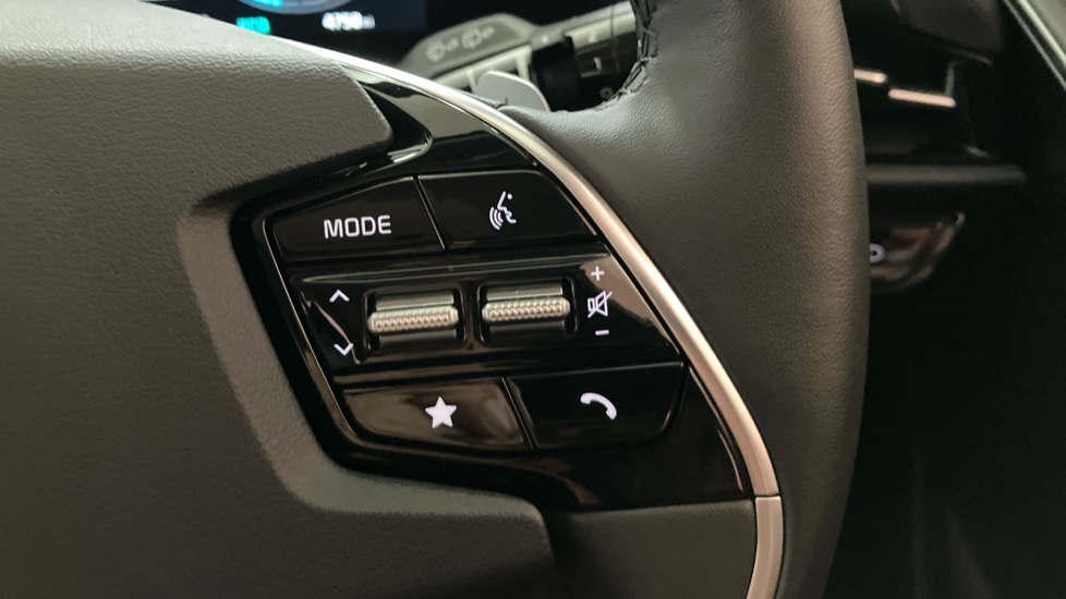Kia Niro 1.6 GDi 127 Hybrid 4 5dr DCT Hybrid Estate - Image 18