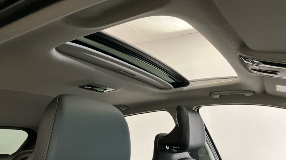 Kia Niro 1.6 GDi 127 Hybrid 4 5dr DCT Hybrid Estate - Image 32