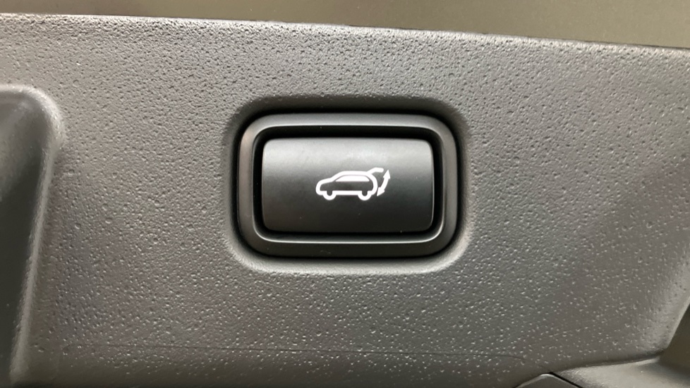 Kia Niro 1.6 GDi 127 Hybrid 4 5dr DCT Hybrid Estate - Image 40