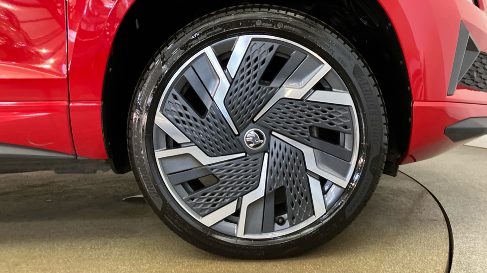 Skoda Karoq 2.0 TSI Sportline 4x4 5dr DSG Petrol Estate - Image 5