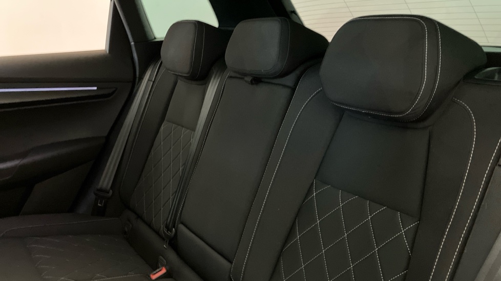 Skoda Karoq 2.0 TSI Sportline 4x4 5dr DSG Petrol Estate - Image 16