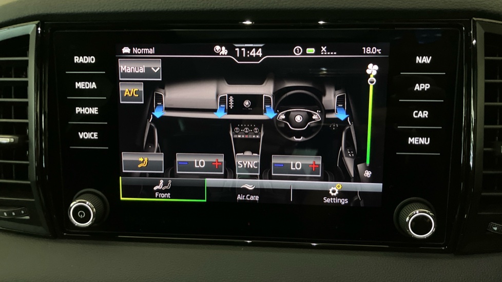 Skoda Karoq 2.0 TSI Sportline 4x4 5dr DSG Petrol Estate - Image 45