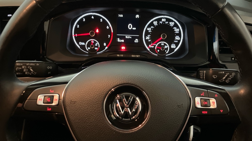 Volkswagen Polo 1.0 TSI 95 SE 5dr Petrol Hatchback - Image 10