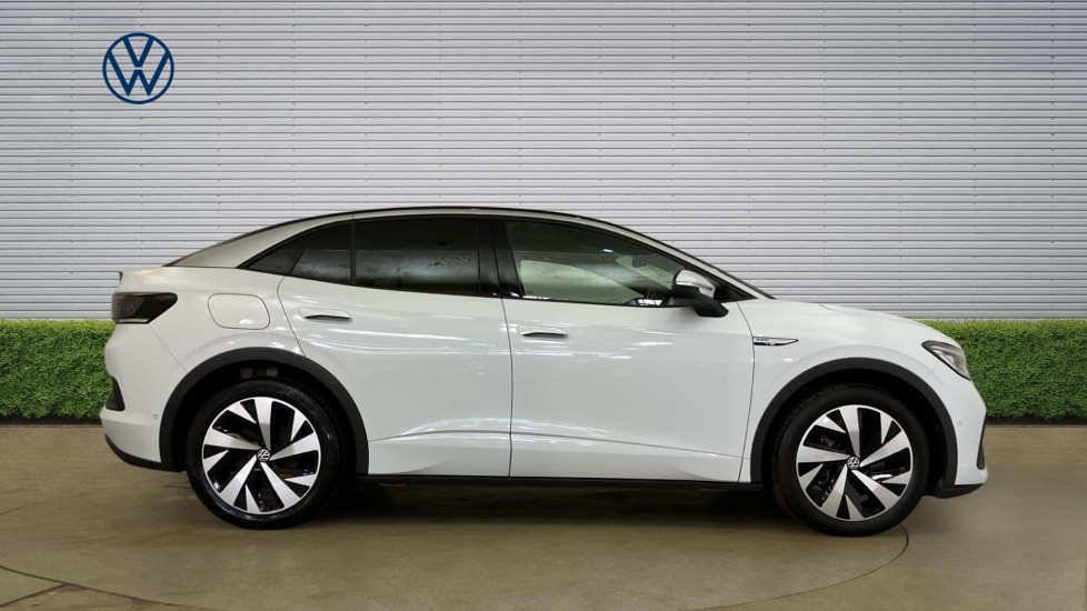 Volkswagen ID.5 150kW Max Pro Performance 77kWh 5dr Auto Electric Coupe - Image 4