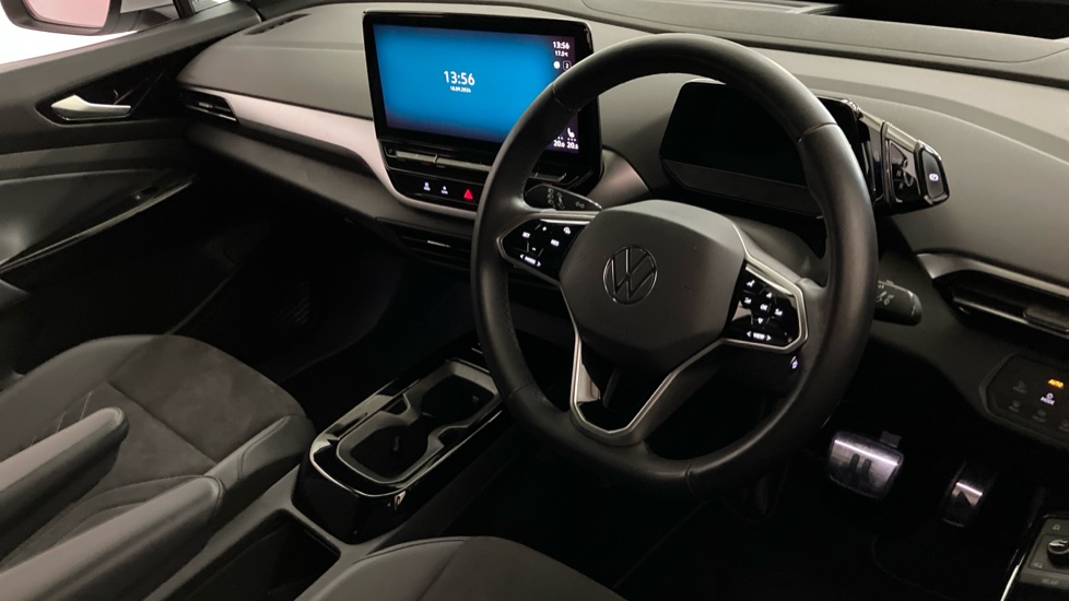 Volkswagen ID.5 150kW Max Pro Performance 77kWh 5dr Auto Electric Coupe - Image 6