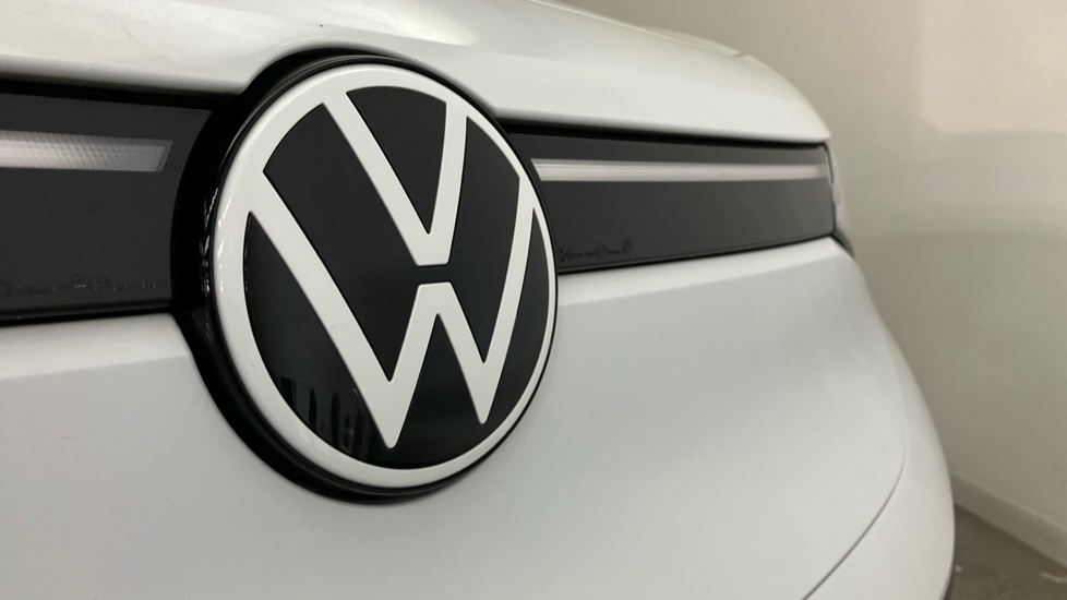 Volkswagen ID.5 150kW Max Pro Performance 77kWh 5dr Auto Electric Coupe - Image 42