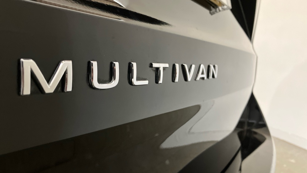 Volkswagen Multivan 2.0 TDI Life 5dr DSG Diesel Estate - Image 31