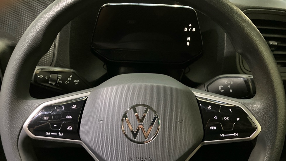 Volkswagen Id.Buzz Cargo 210kW Commerce 79kWh Auto - Image 10