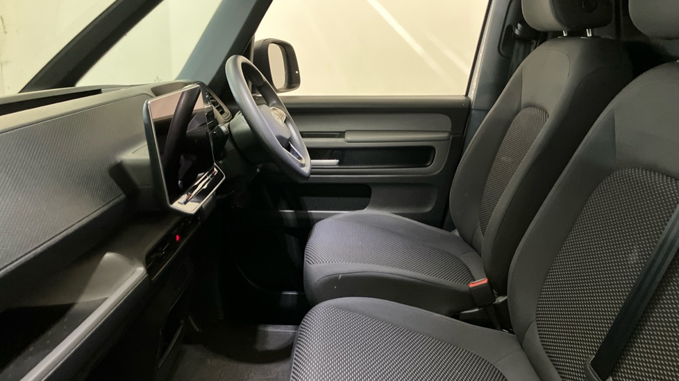Volkswagen Id.Buzz Cargo 210kW Commerce 79kWh Auto - Image 22