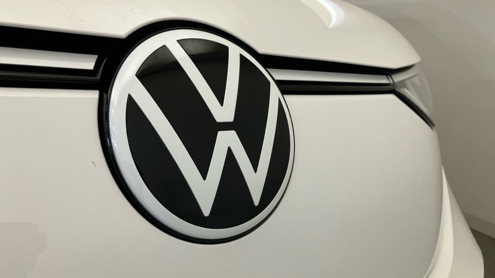 Volkswagen Id.Buzz Cargo 210kW Commerce 79kWh Auto - Image 42