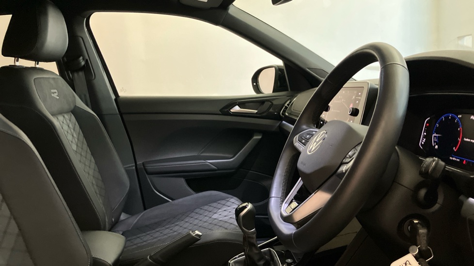 Volkswagen T-Cross 1.0 TSI Black Edition 5dr Petrol Estate - Image 15