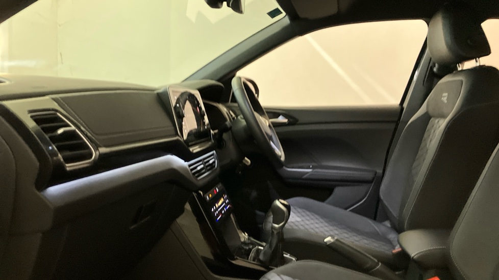 Volkswagen T-Cross 1.0 TSI Black Edition 5dr Petrol Estate - Image 25