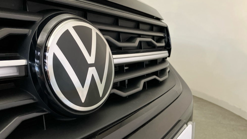 Volkswagen T-Cross 1.0 TSI Black Edition 5dr Petrol Estate - Image 30