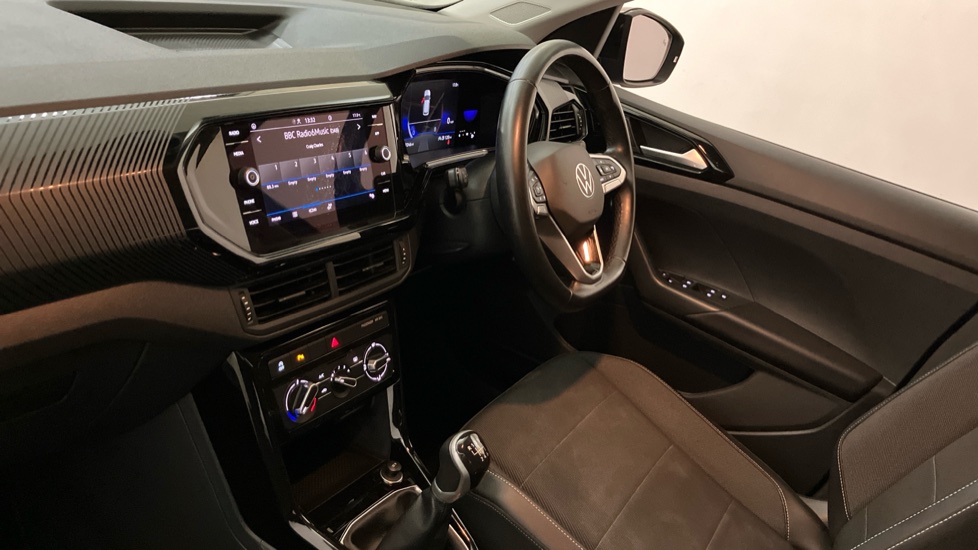 Volkswagen T-Cross 1.0 TSI 110 Black Edition 5dr Petrol Estate - Image 2