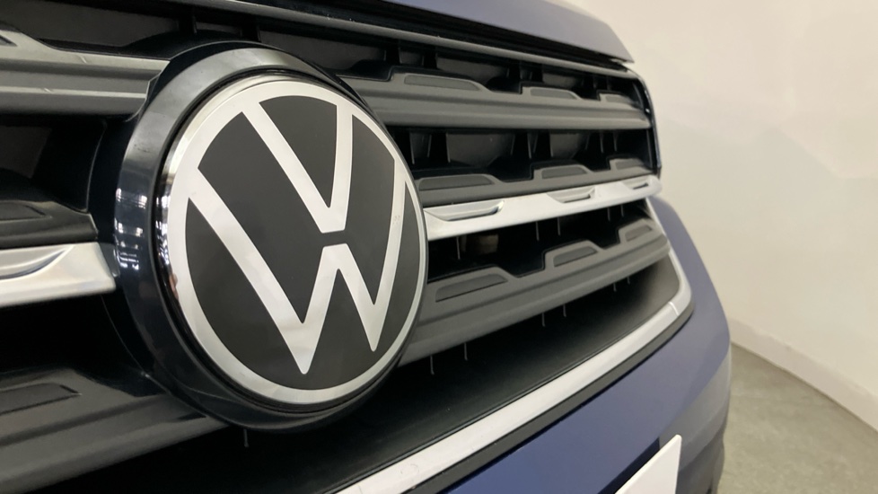 Volkswagen T-Cross 1.0 TSI 110 Black Edition 5dr Petrol Estate - Image 27