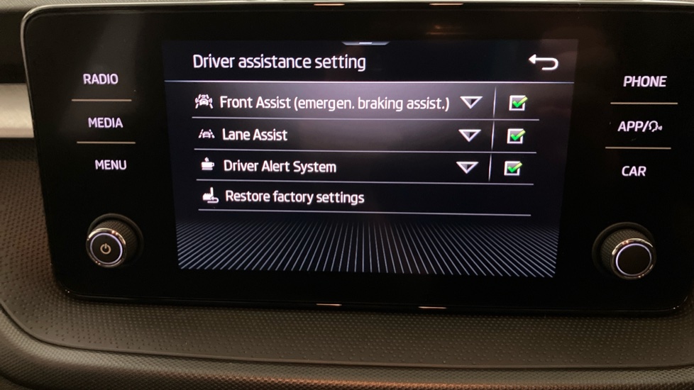 Skoda Fabia 1.0 TSI Colour Edition 5dr Petrol Hatchback - Image 26