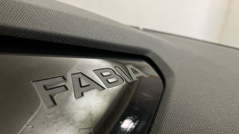 Skoda Fabia 1.0 TSI Colour Edition 5dr Petrol Hatchback - Image 36