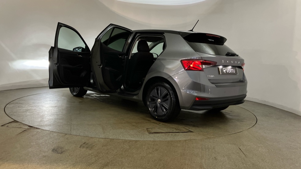 Skoda Fabia 1.0 TSI Colour Edition 5dr Petrol Hatchback - Image 42