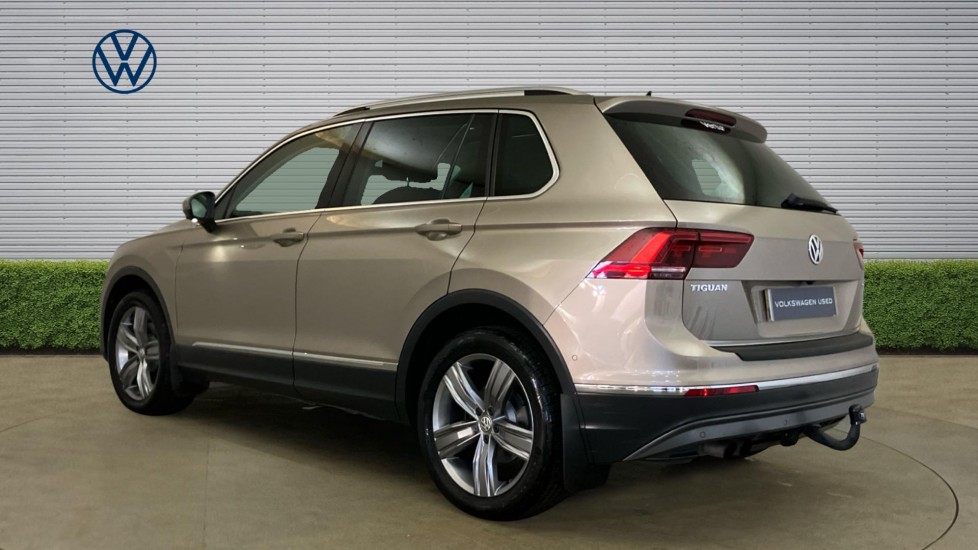 Volkswagen Tiguan 2.0 TSi 180 4Motion SEL 5dr DSG Petrol Estate - Image 3