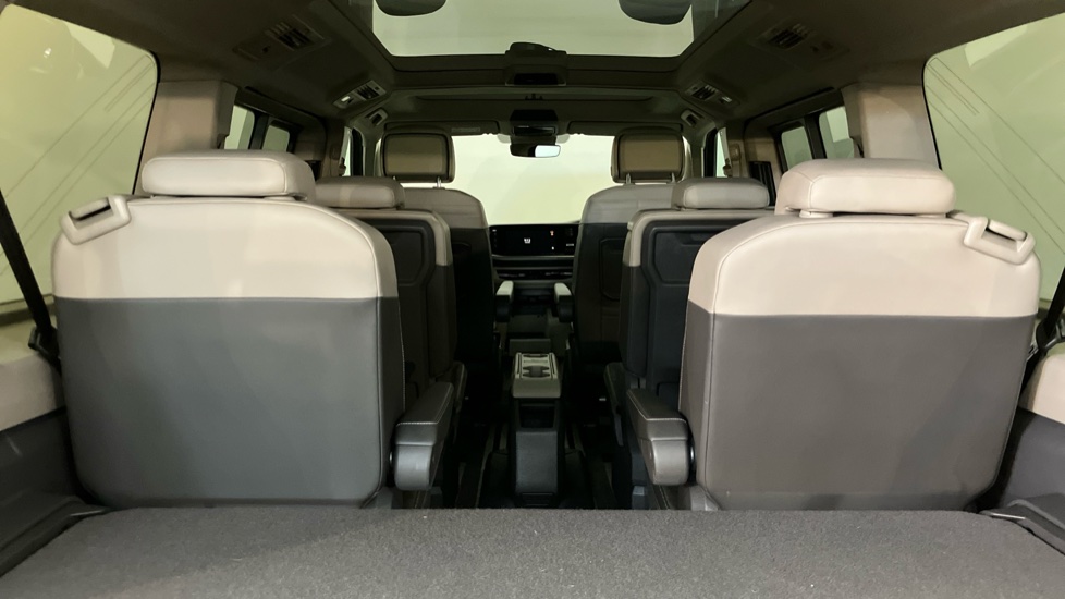 Volkswagen Multivan 2.0 TSI Style 5dr LWB DSG Petrol Estate - Image 20