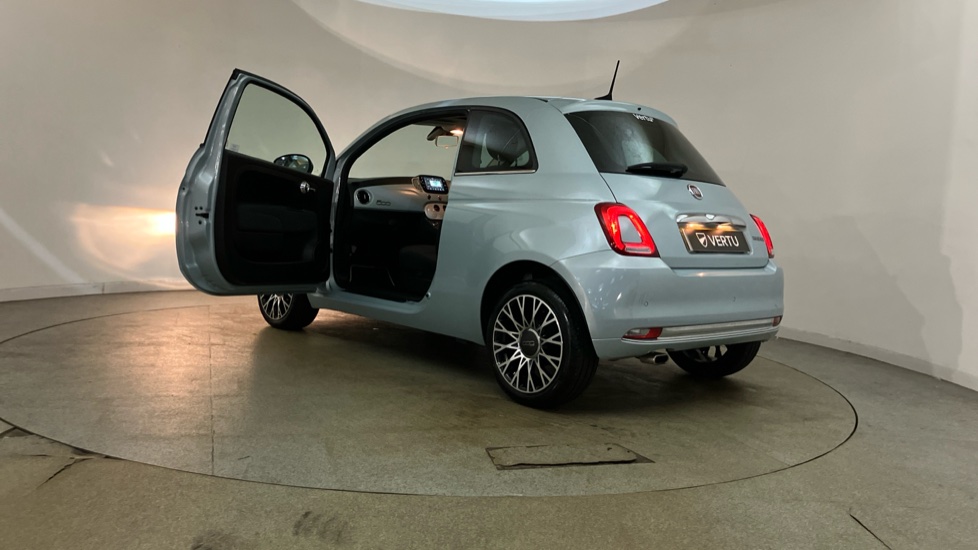 Fiat 500 1.0 Mild Hybrid 3dr Petrol Hatchback - Image 39