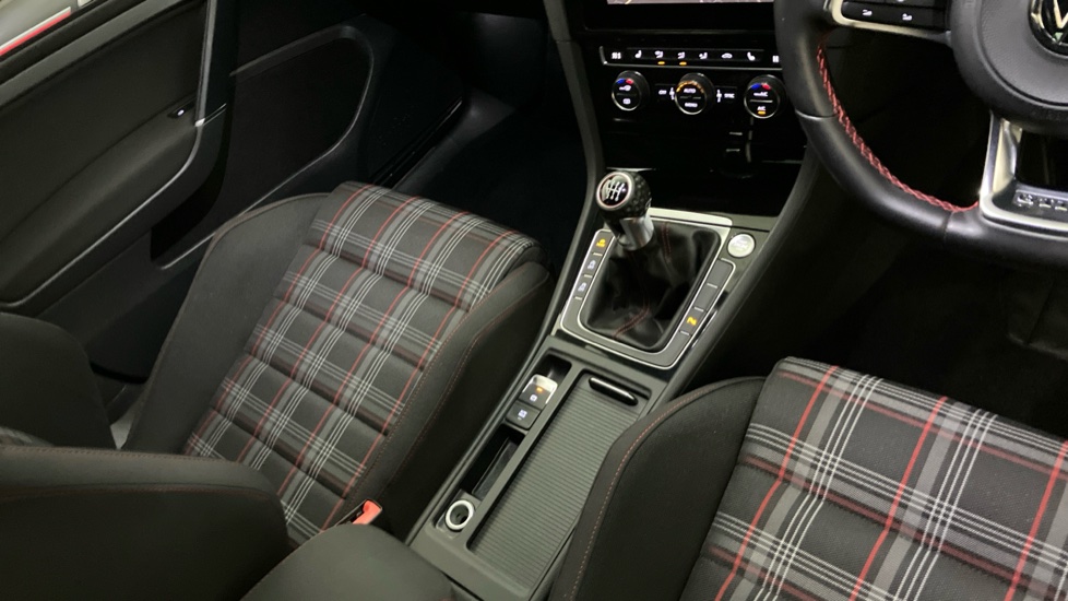 Volkswagen Golf 2.0 TSI 245 GTI Performance 5dr Petrol Hatchback - Image 14
