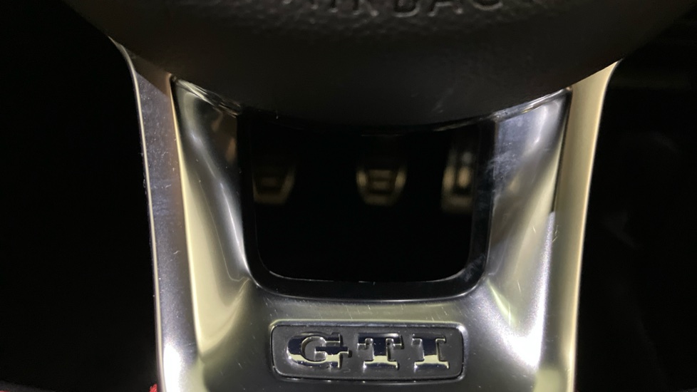 Volkswagen Golf 2.0 TSI 245 GTI Performance 5dr Petrol Hatchback - Image 28