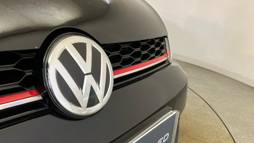 Volkswagen Golf 2.0 TSI 245 GTI Performance 5dr Petrol Hatchback - Image 31