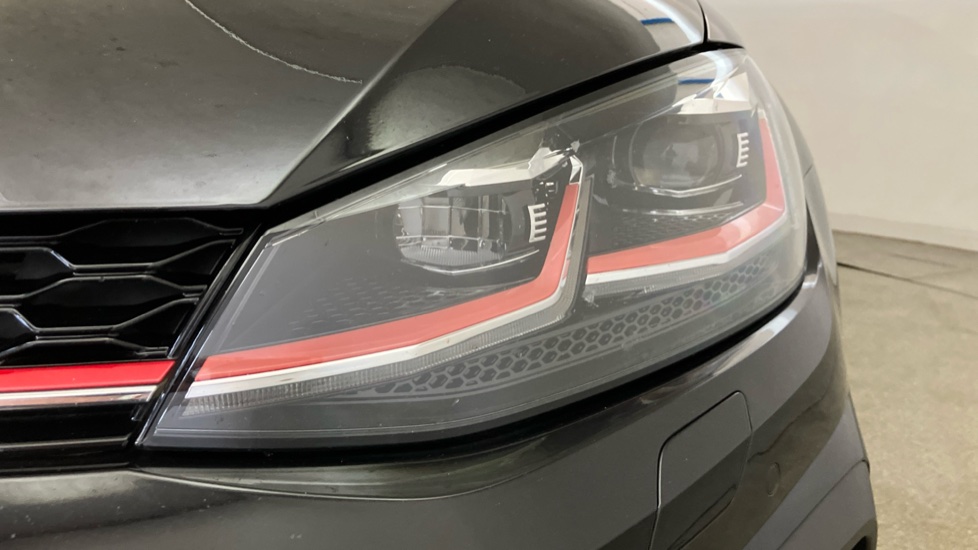 Volkswagen Golf 2.0 TSI 245 GTI Performance 5dr Petrol Hatchback - Image 32