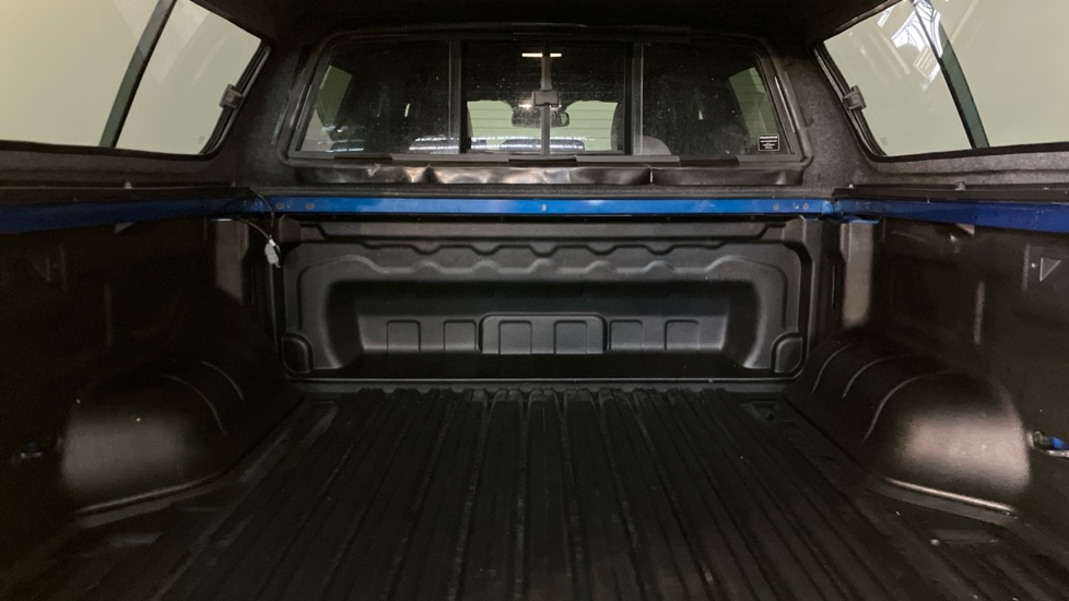 Volkswagen Amarok Diesel D/Cab Pick Up PanAmericana 3.0 V6 TDI 240 4M Auto - Image 20