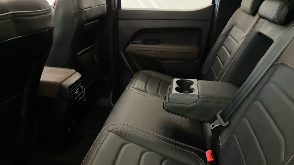 Volkswagen Amarok Diesel D/Cab Pick Up PanAmericana 3.0 V6 TDI 240 4M Auto - Image 27