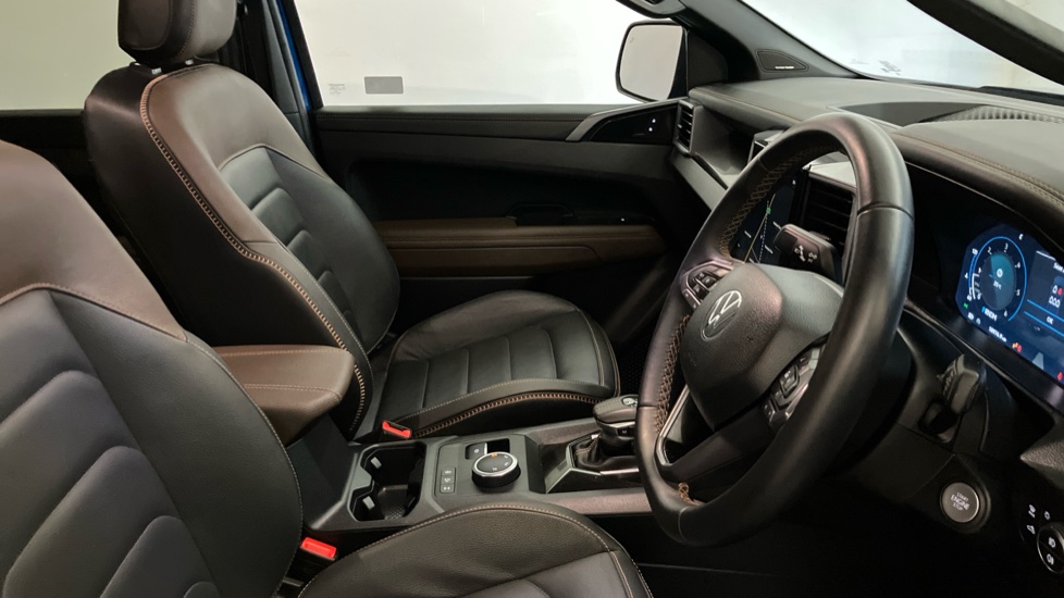 Volkswagen Amarok Diesel D/Cab Pick Up PanAmericana 3.0 V6 TDI 240 4M Auto - Image 28